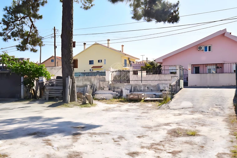 Armazém para Venda em Quinta do Conde Foto 12