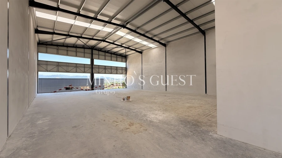 Armazém para Arrendamento em Soutelo Foto 2