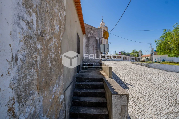 Moradia T5 para Venda em Vila Nova da Rainha Foto 16