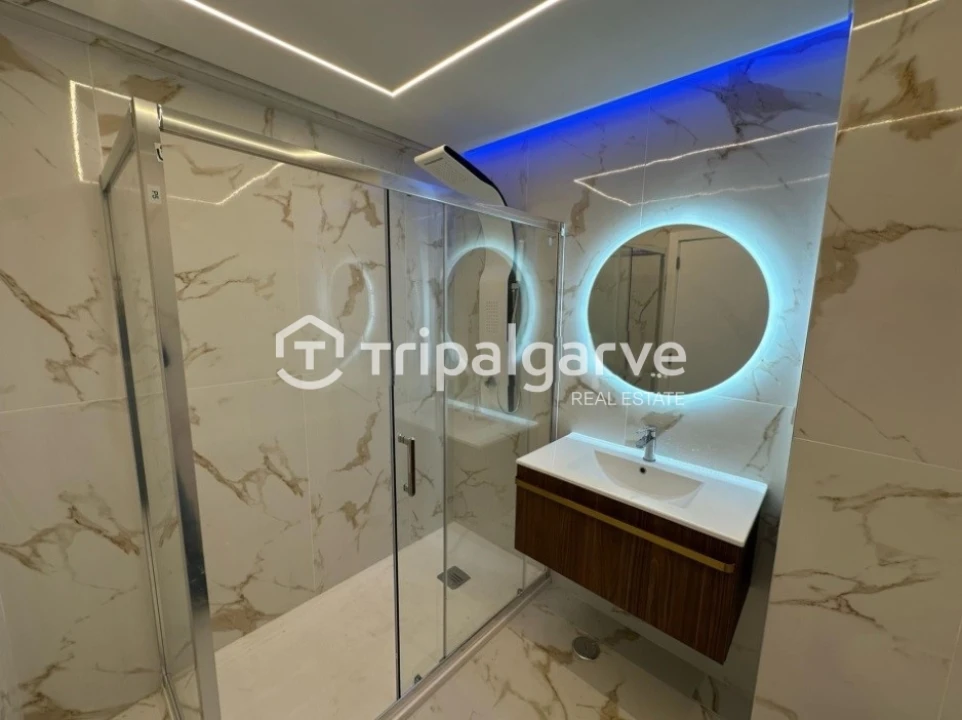 Apartamento T2 para Venda em Quarteira Foto 9
