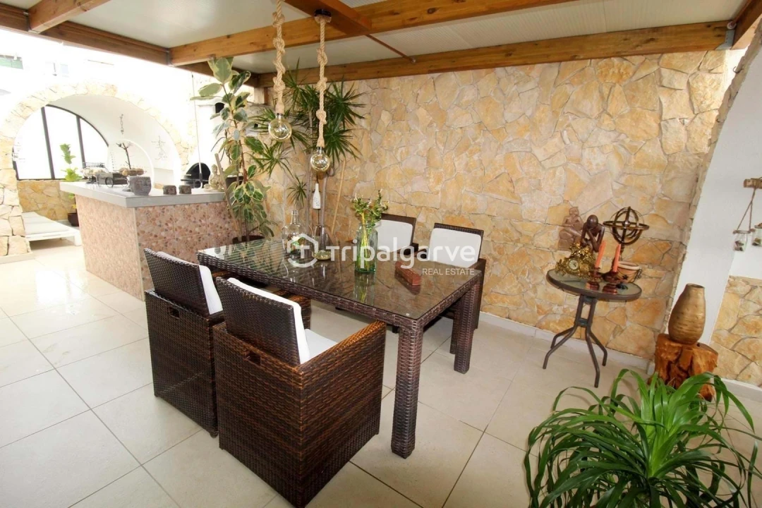 Apartamento T4 para Venda em Albufeira e Olhos de Água Foto 1