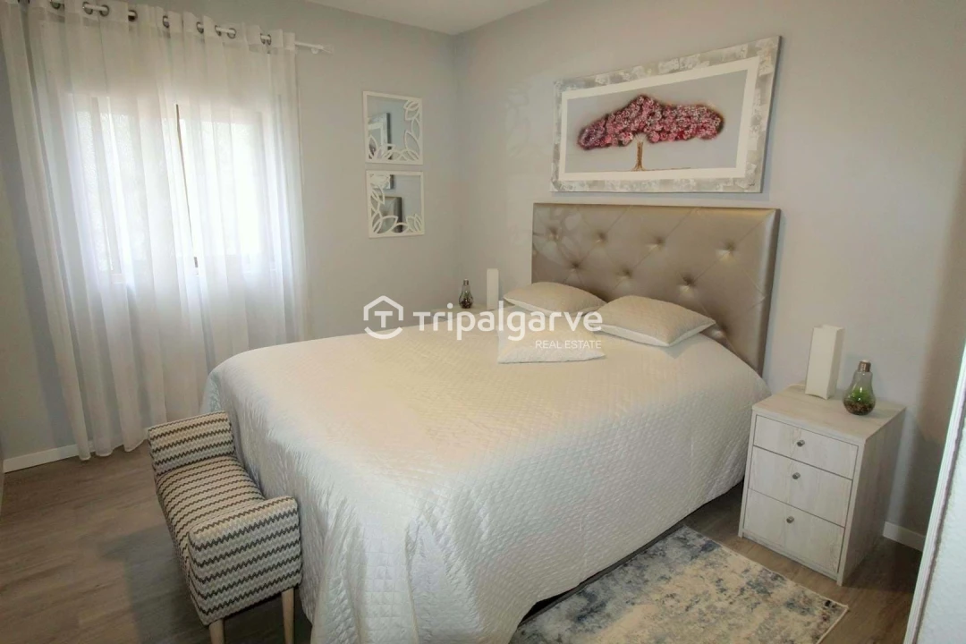 Apartamento T4 para Venda em Albufeira e Olhos de Água Foto 17