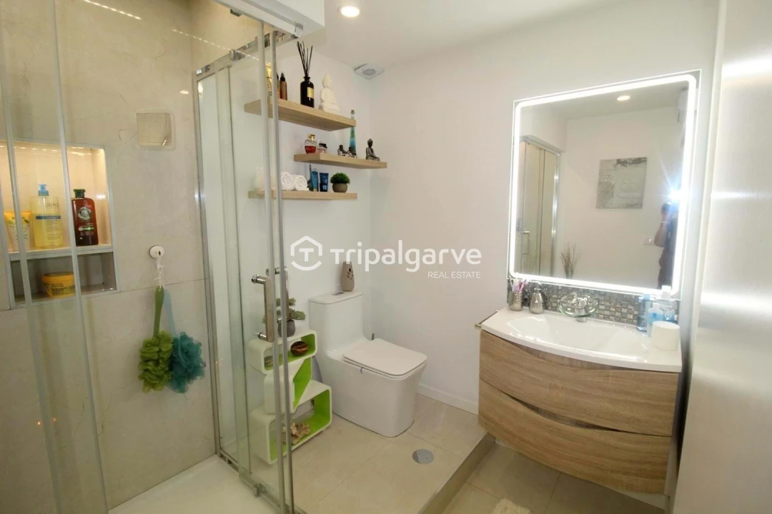 Apartamento T4 para Venda em Albufeira e Olhos de Água Foto 18
