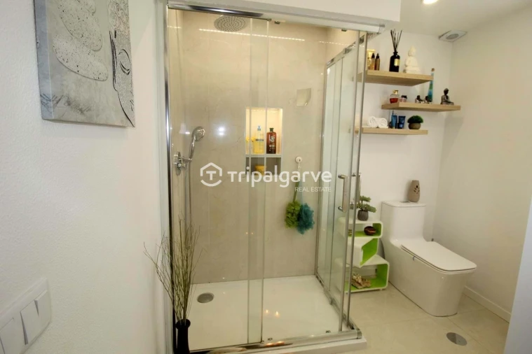 Apartamento T4 para Venda em Albufeira e Olhos de Água Foto 19