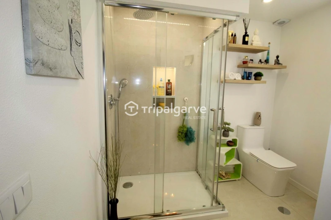 Apartamento T4 para Venda em Albufeira e Olhos de Água Foto 19