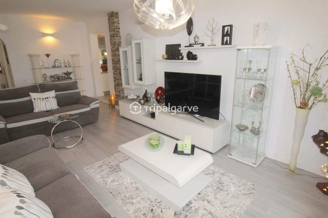 Apartamento T4 para Venda em Albufeira e Olhos de Água Foto 7