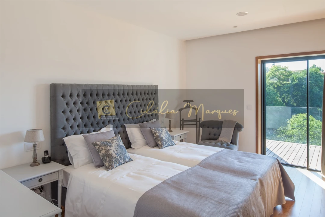 Quinta T0 para Venda em Vouzela e Paços de Vilharigues Foto 12