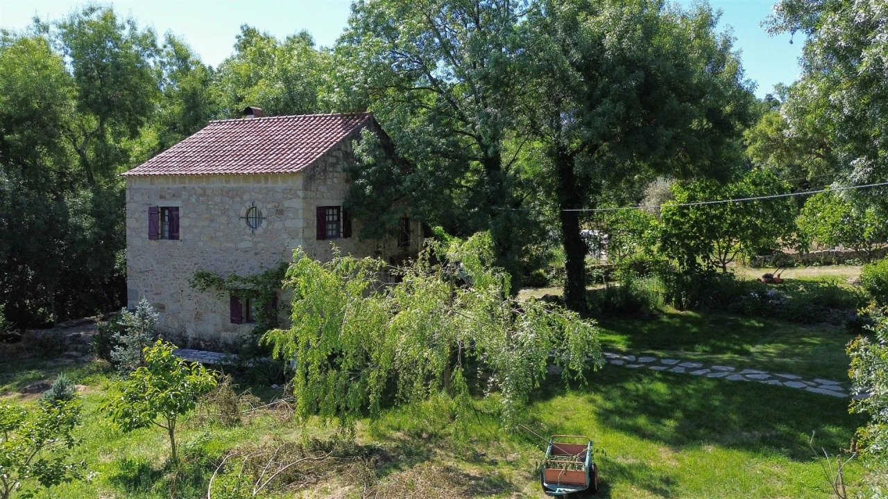 Quinta T6 para Venda em Alcains Foto 157