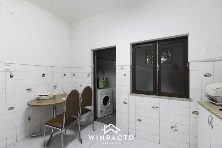 Moradia T3 para Venda em Canas de Senhorim Foto 10