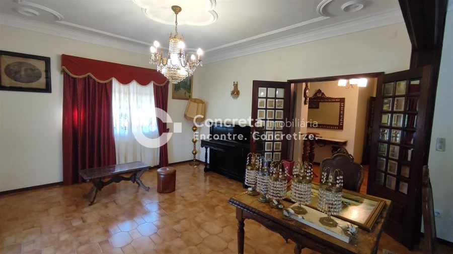 Moradia T4 para Venda em Adães Foto 7