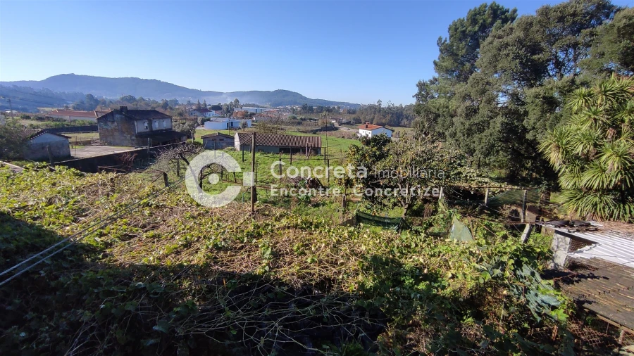 Moradia T4 para Venda em Adães Foto 3