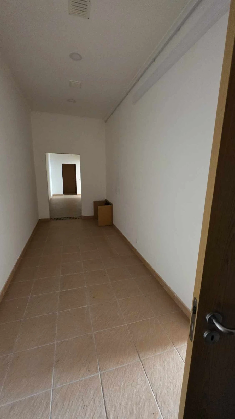 Loja para Arrendamento em São João Baptista e Santa Maria dos Olivais Foto 8