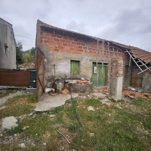 Quinta T0 para Venda em Seiça Foto 6