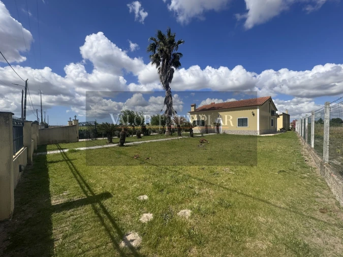 Quinta T2 para Venda em Pinhal Novo Foto 4