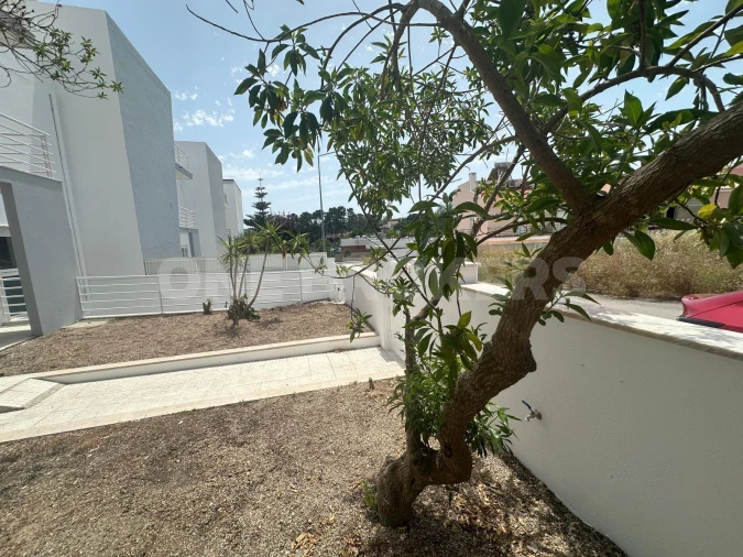 Moradia T4 para Venda em Sesimbra (Castelo) Foto 1