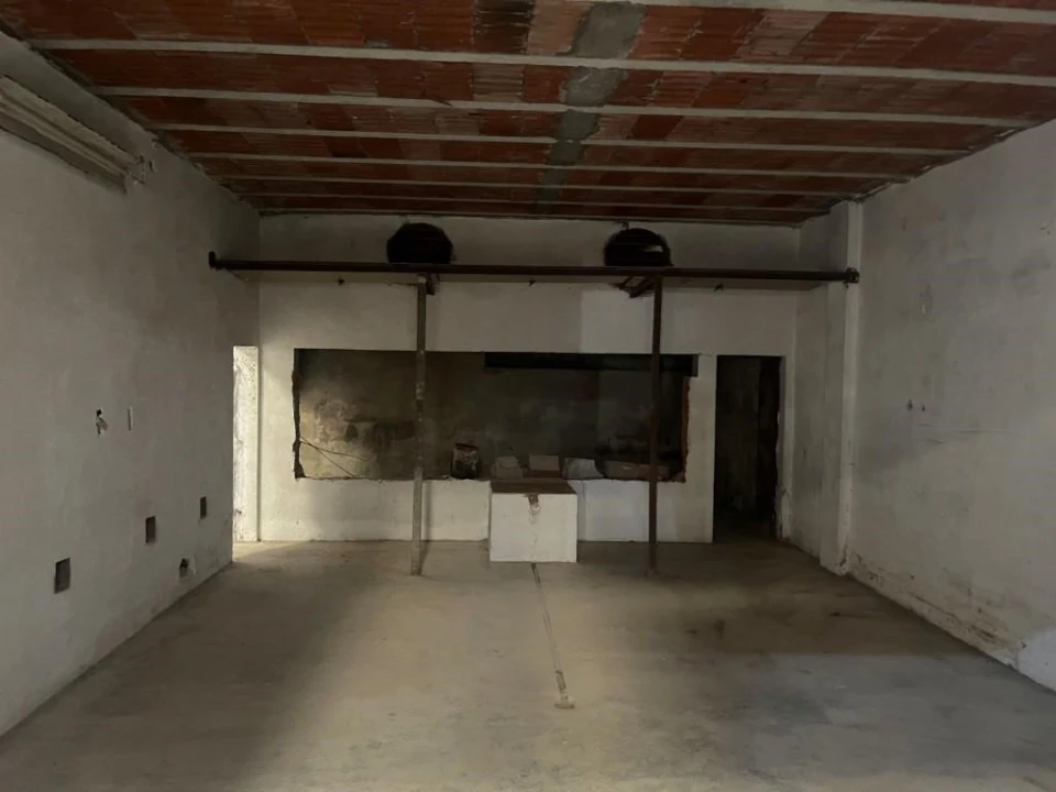 Armazém para Venda em Amiais de Baixo Foto 11