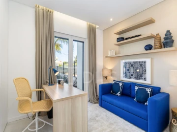 Moradia T4 para Venda em Quarteira