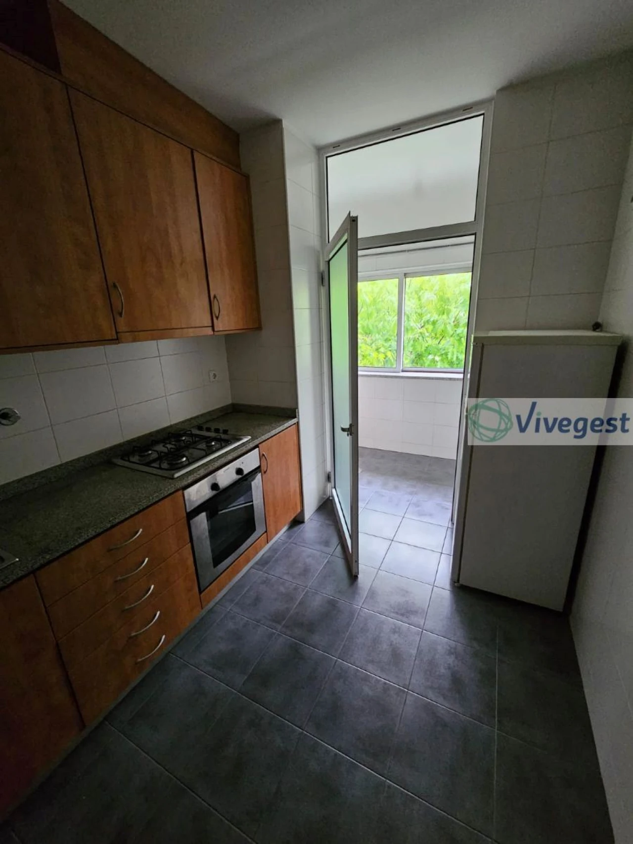 Apartamento T1 para Arrendamento em Castêlo da Maia Foto 4