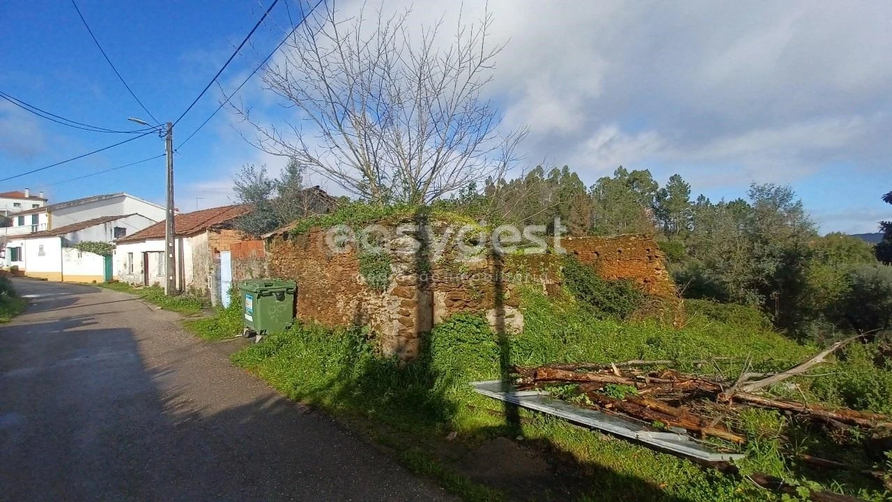 Moradia T4 para Venda em Olalhas Foto 3