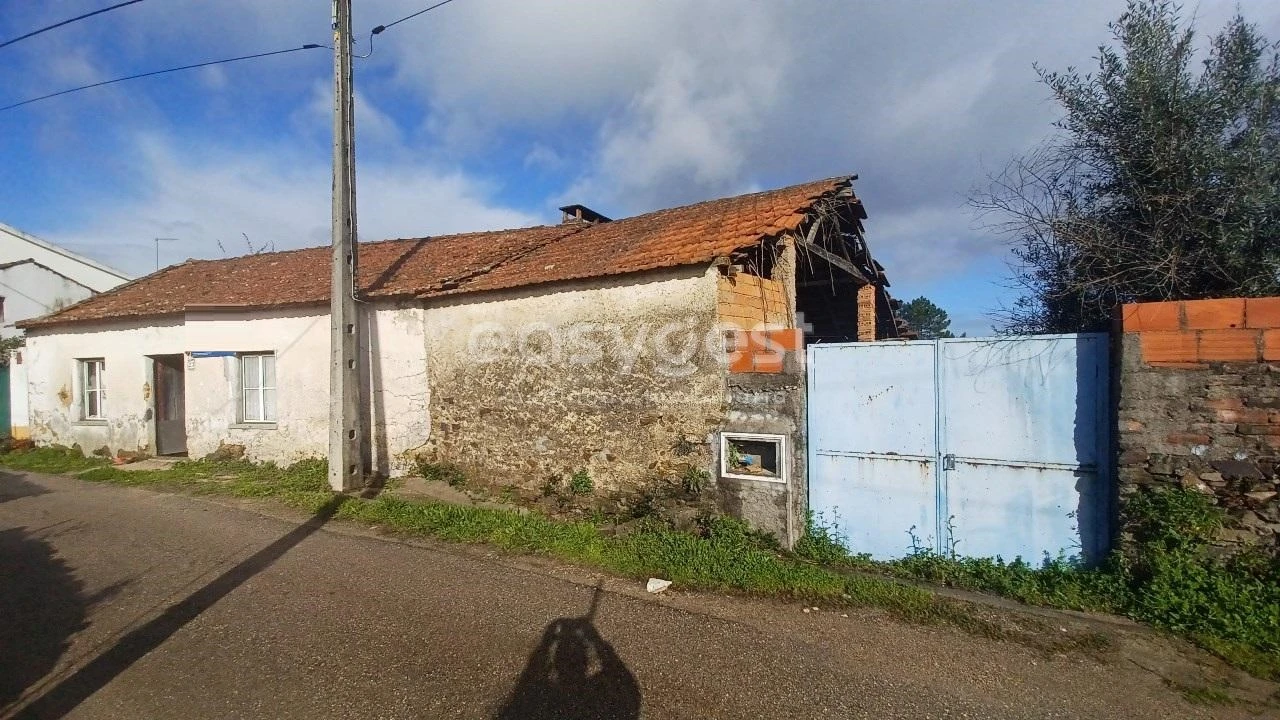 Moradia T4 para Venda em Olalhas Foto 5