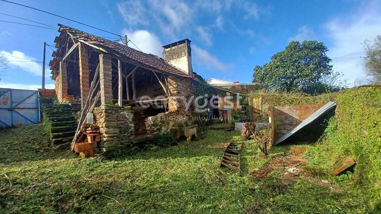 Moradia T4 para Venda em Olalhas Foto 15