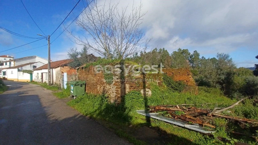 Moradia T4 para Venda em Olalhas Foto 3