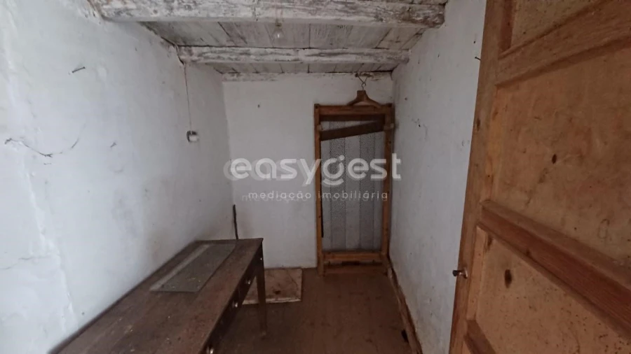 Moradia T4 para Venda em Olalhas Foto 9