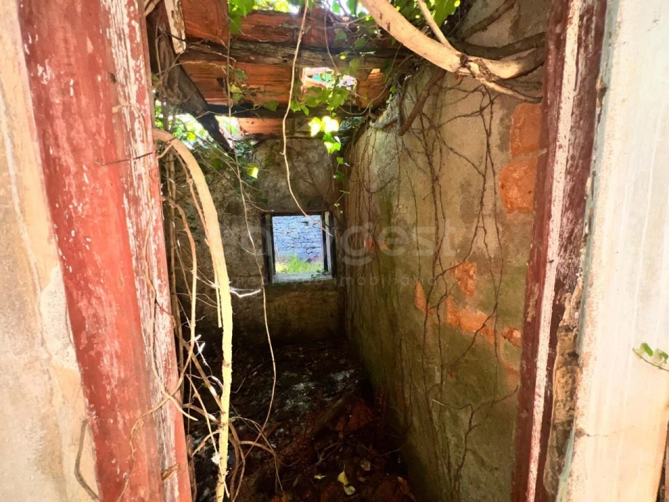 Moradia T1 para Venda em Chãos Foto 8