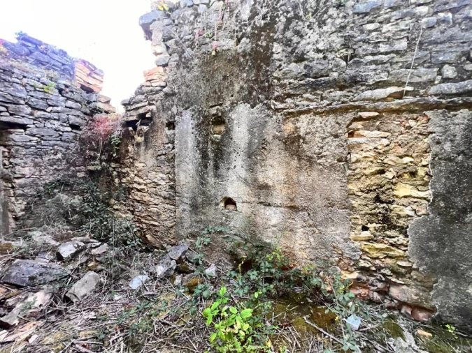 Moradia T1 para Venda em Chãos Foto 16