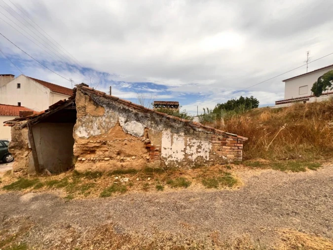 Moradia T2 para Venda em Bemposta Foto 4