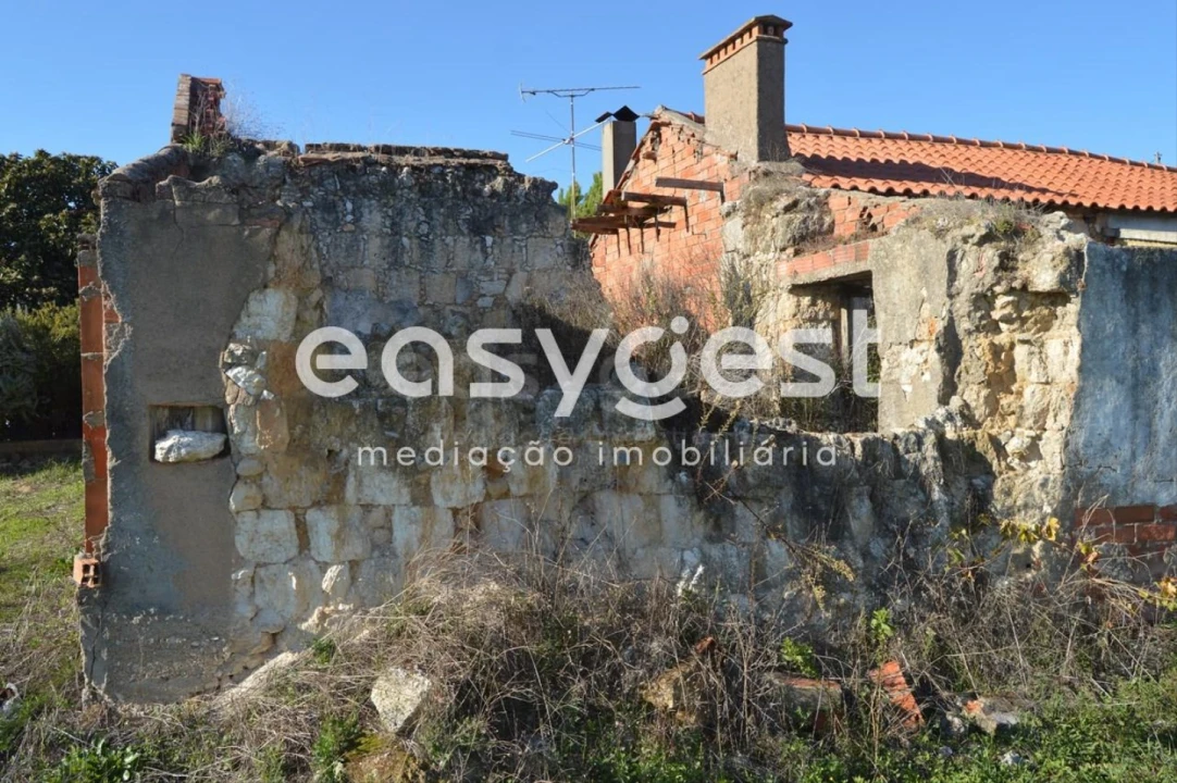 Moradia T3 para Venda em Brogueira, Parceiros de Igreja e Alcorochel Foto 14