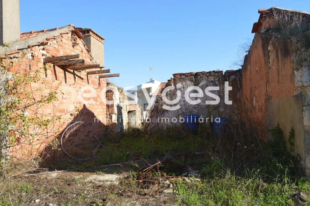 Moradia T3 para Venda em Brogueira, Parceiros de Igreja e Alcorochel Foto 16