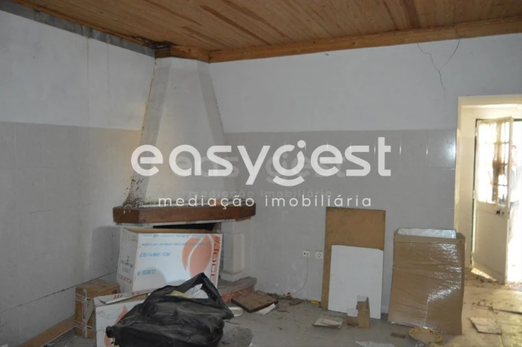 Moradia T3 para Venda em Brogueira, Parceiros de Igreja e Alcorochel Foto 5