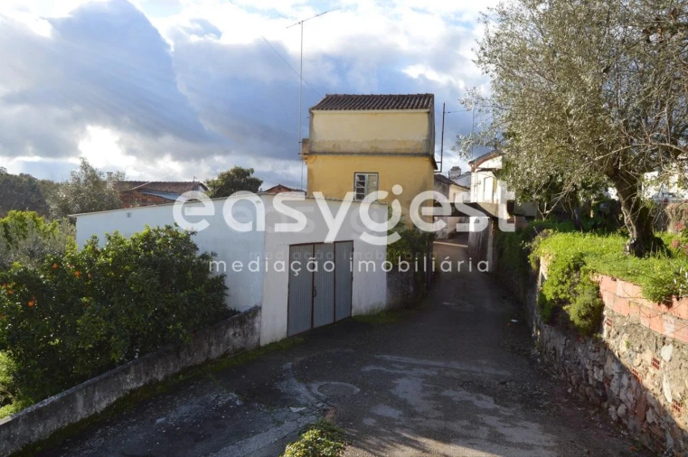 Moradia T4 para Venda em Sardoal Foto 2