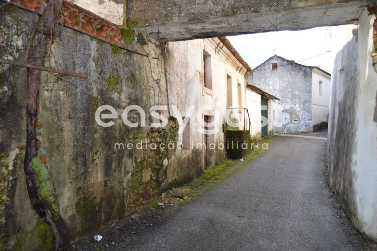 Moradia T4 para Venda em Sardoal Foto 4