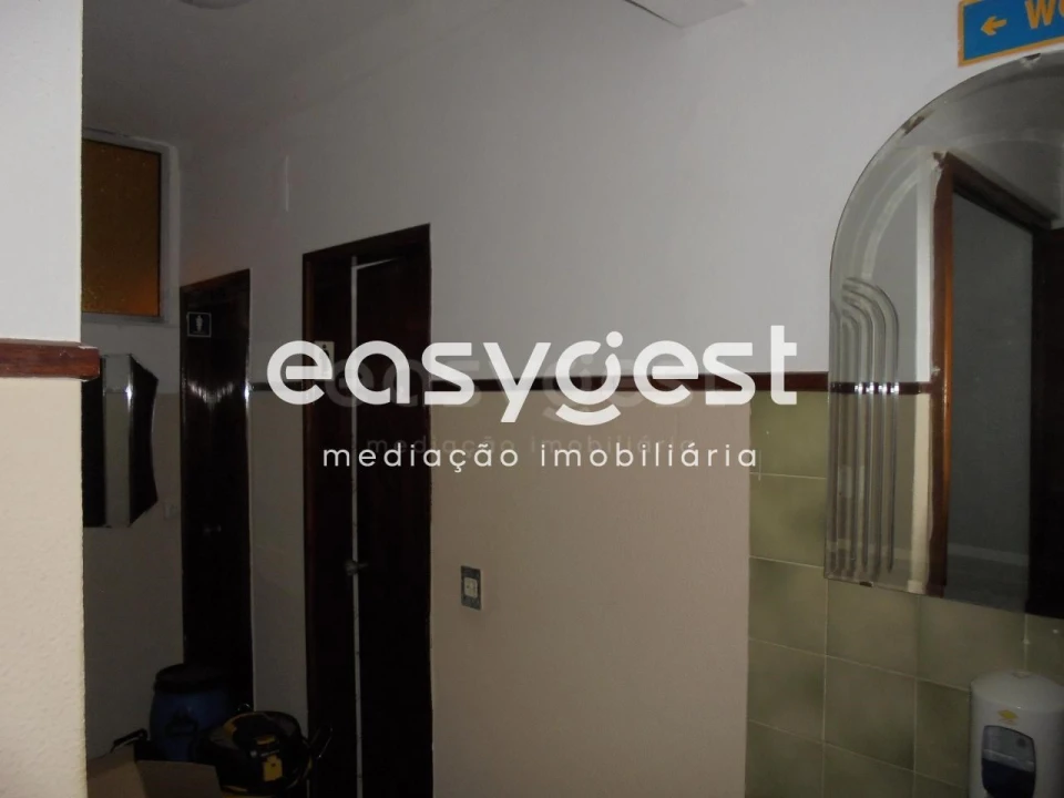 Moradia T3 para Venda em Carregueiros Foto 8