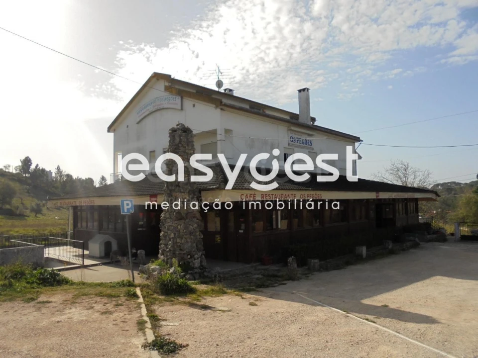 Moradia T3 para Venda em Carregueiros Foto 1