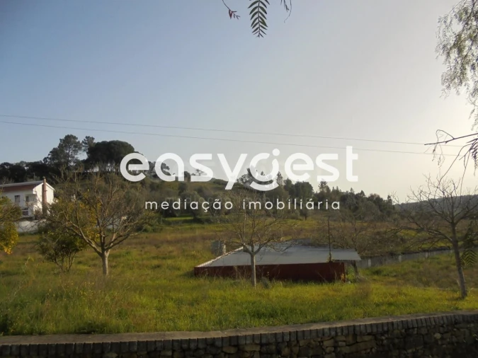 Moradia T3 para Venda em Carregueiros Foto 14