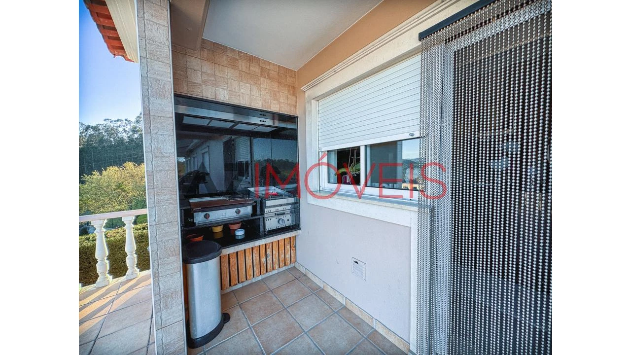 Moradia T5 para Venda em Leiria, Pousos, Barreira e Cortes Foto 10