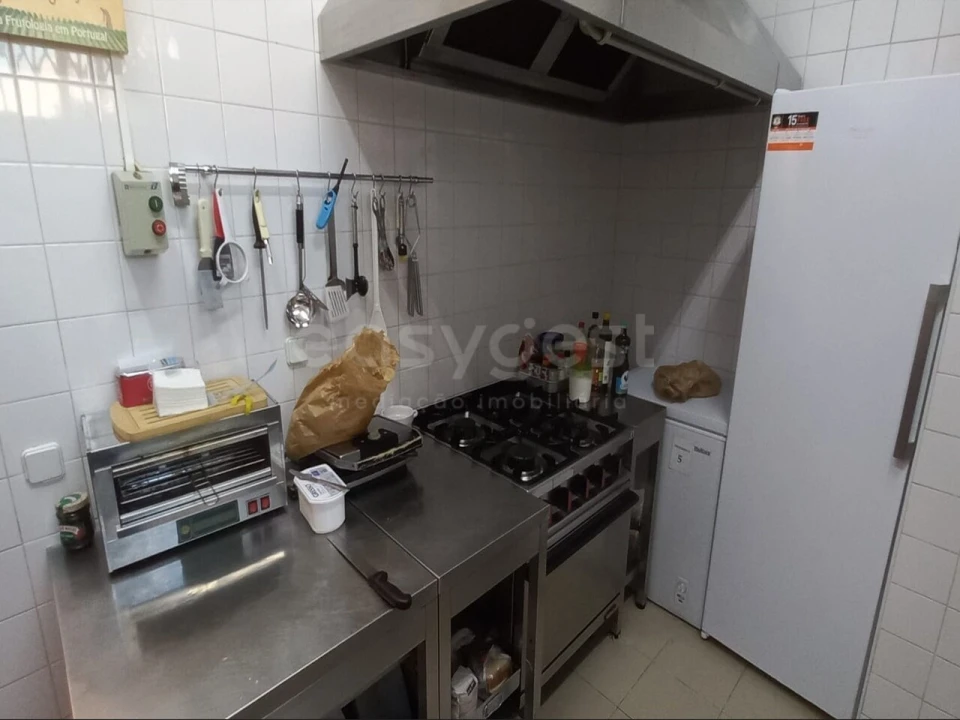 Negócio para Venda em Santa Iria de Azoia, São João da Talha e Bobadela Foto 1