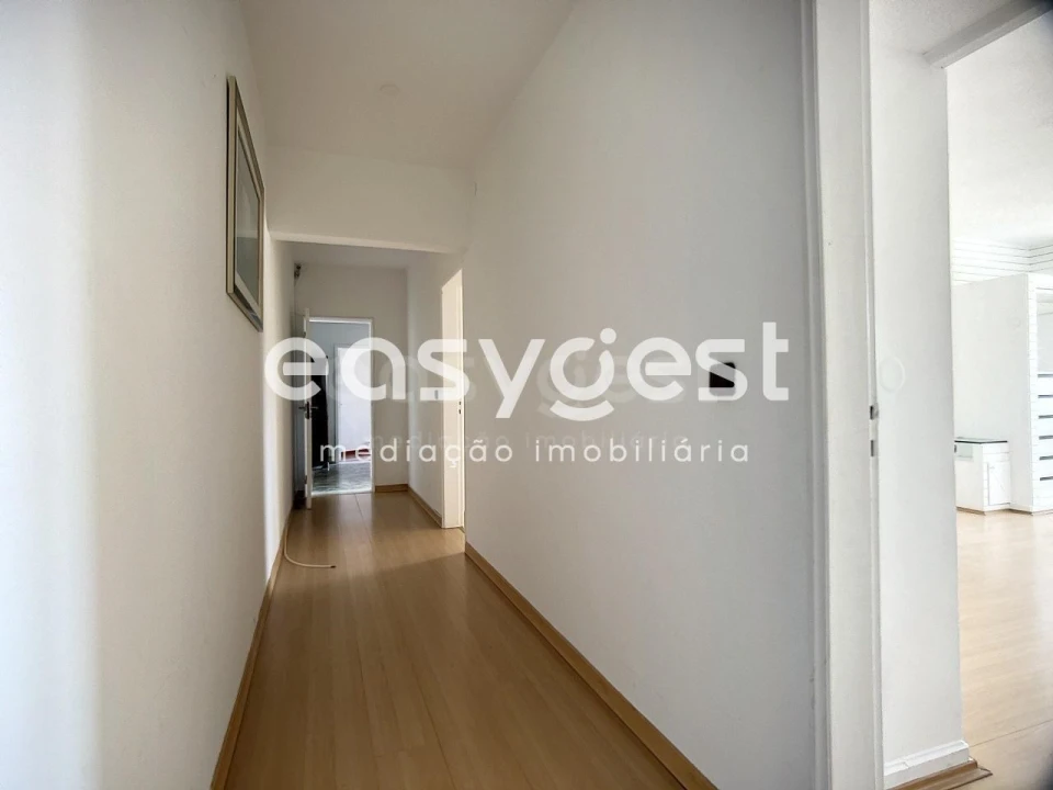 Apartamento T3 para Venda em Santa Clara Foto 16