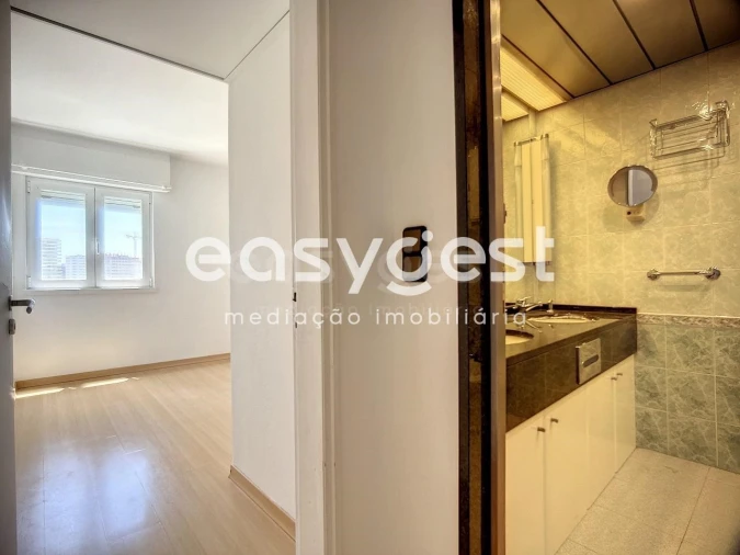 Apartamento T3 para Venda em Santa Clara Foto 19