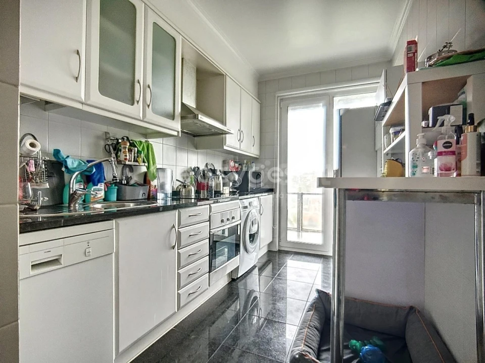 Apartamento T1 para Venda em Avenidas Novas Foto 5
