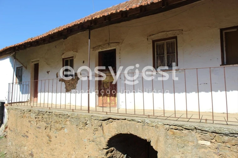 Quinta T3 para Venda em Aguas Belas Foto 10