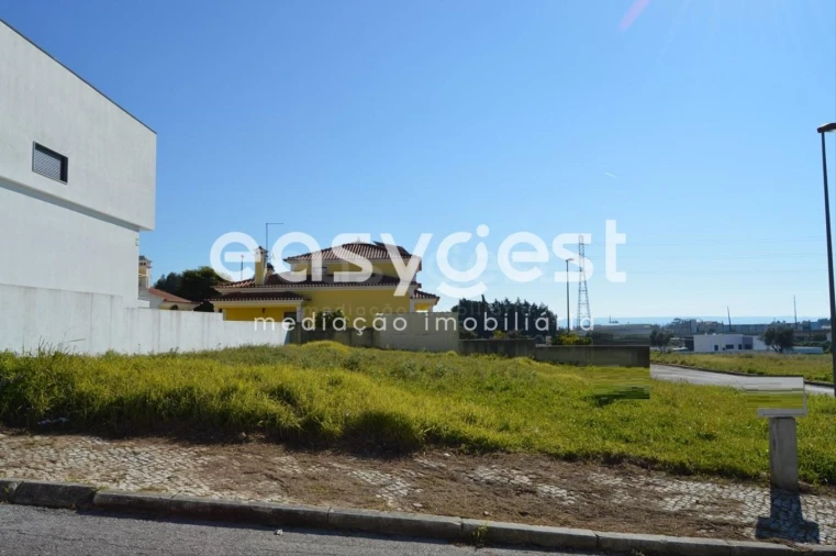 Terreno para Venda em Meia Via Foto 3