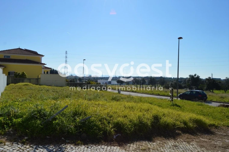 Terreno para Venda em Meia Via Foto 4