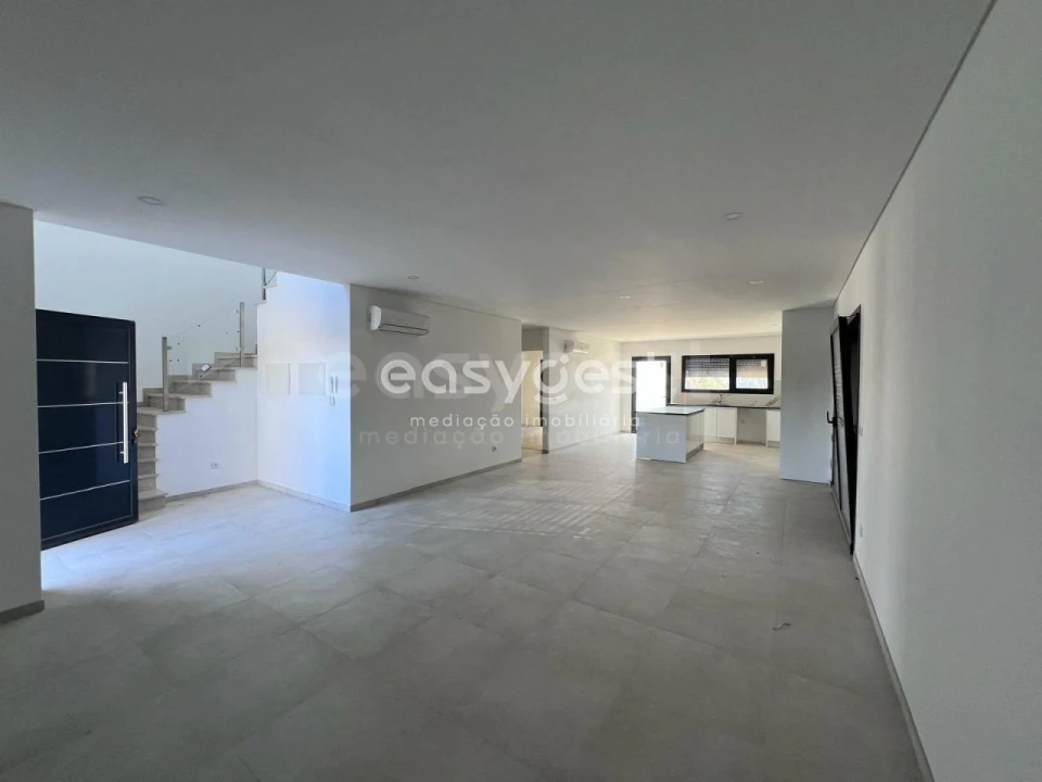 Moradia T3 para Venda em Nossa Senhora das Misericordias Foto 15