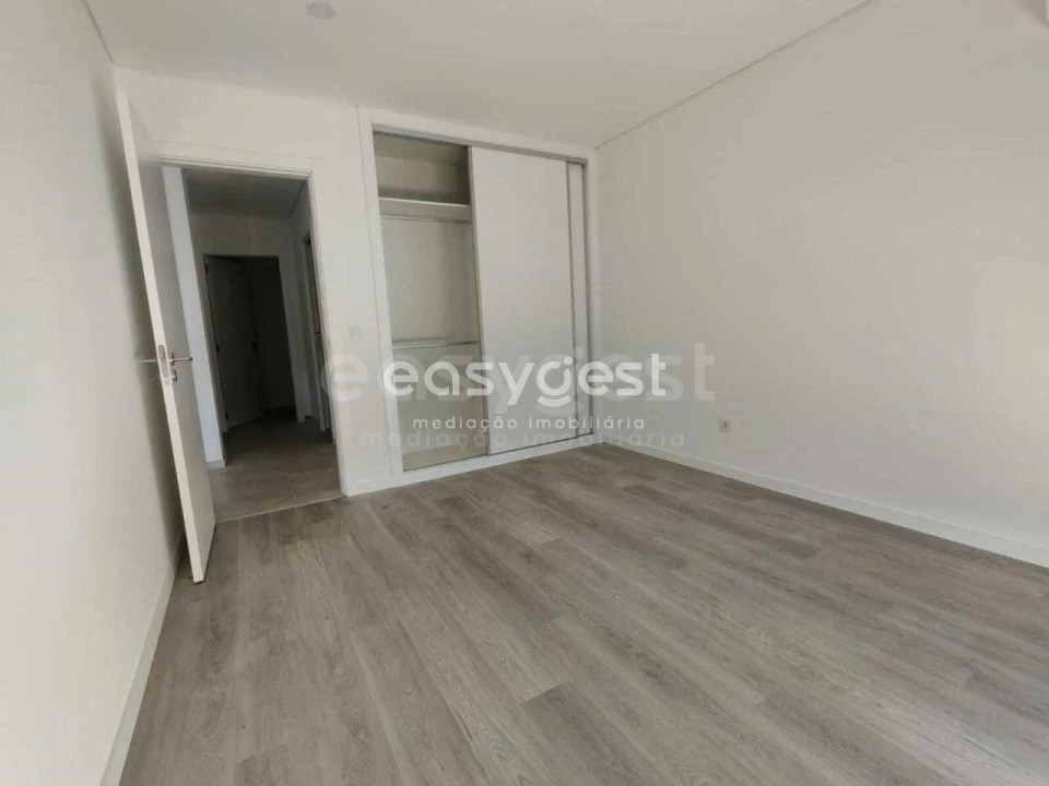 Moradia T3 para Venda em Nossa Senhora das Misericordias Foto 53