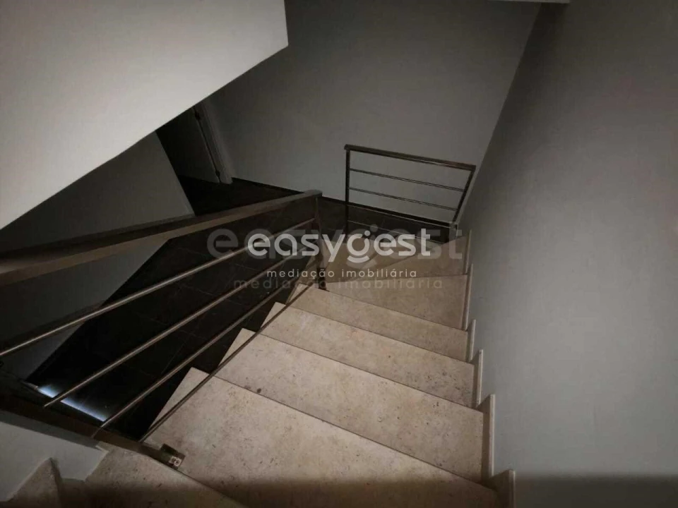 Moradia T3 para Venda em Nossa Senhora das Misericordias Foto 58