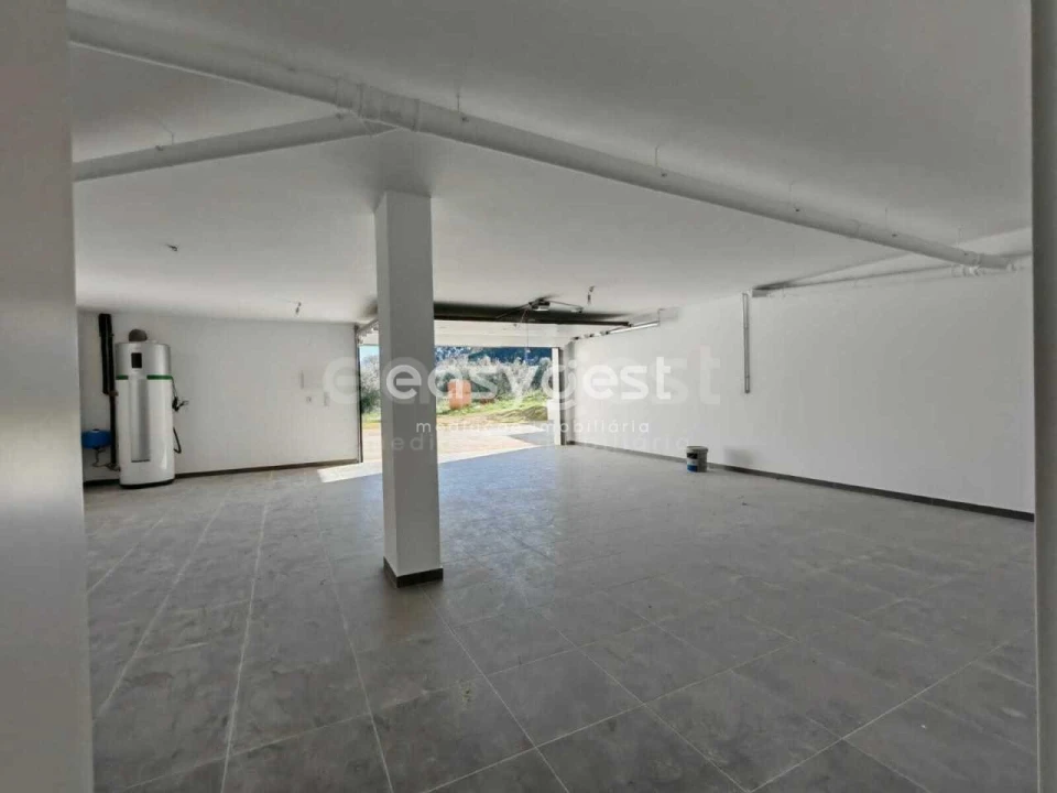 Moradia T3 para Venda em Nossa Senhora das Misericordias Foto 60